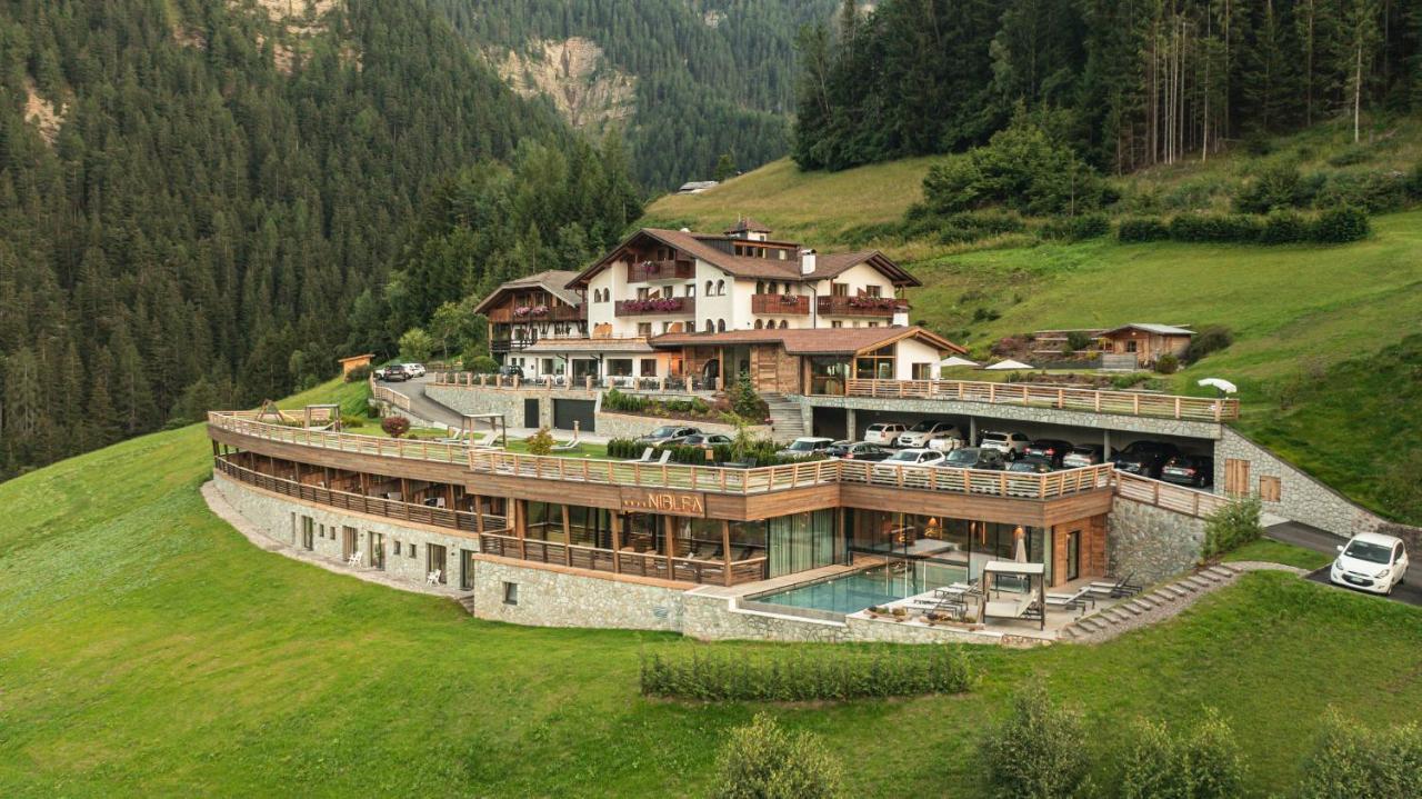 Hotel Niblea Dolomites Ortisei Zewnętrze zdjęcie