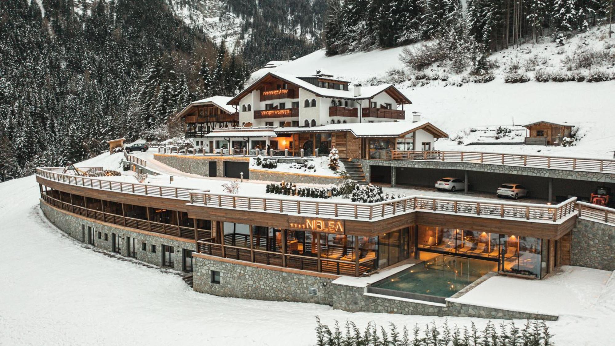 Hotel Niblea Dolomites Ortisei Zewnętrze zdjęcie